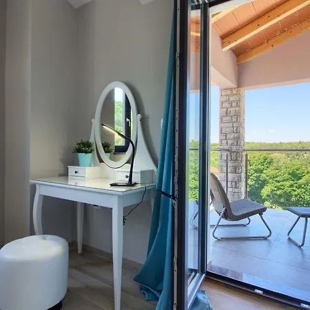 Luxusvilla Fjolla With Private Pool *