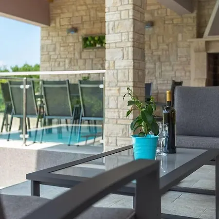 Villa Luxusvilla Fjolla With Private Pool Labin (Istria)